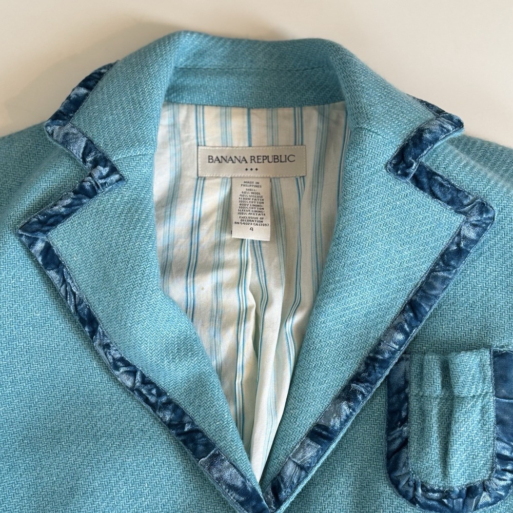 Banana Republic Wool Blend Blazer Pockets Size 4 Blue With Velvet Trim - Picture 4 of 10